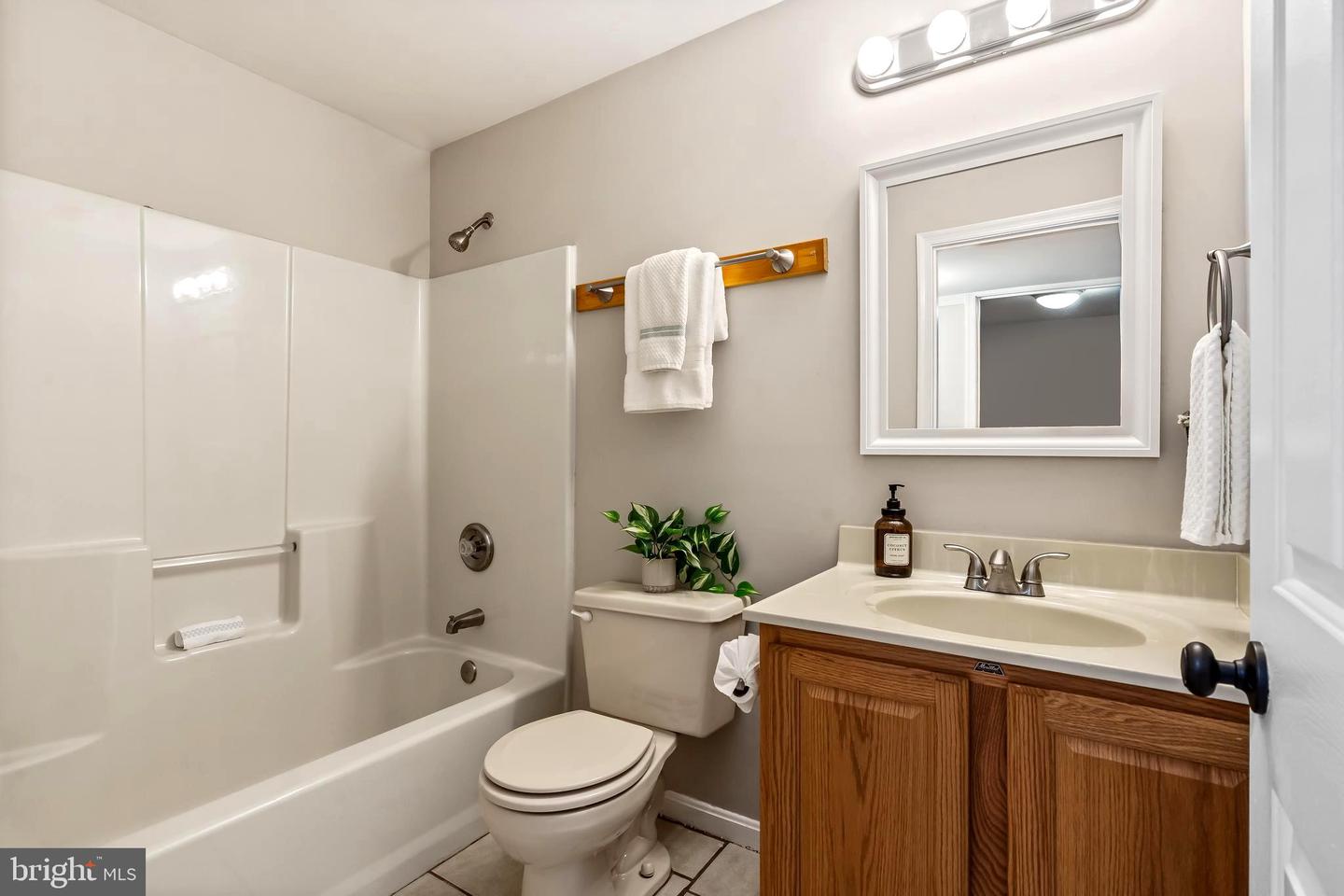 2906 RODGERS TER, HAYMARKET, Virginia 20169, 3 Bedrooms Bedrooms, ,3 BathroomsBathrooms,Residential,For sale,2906 RODGERS TER,VAPW2104622 MLS # VAPW2104622