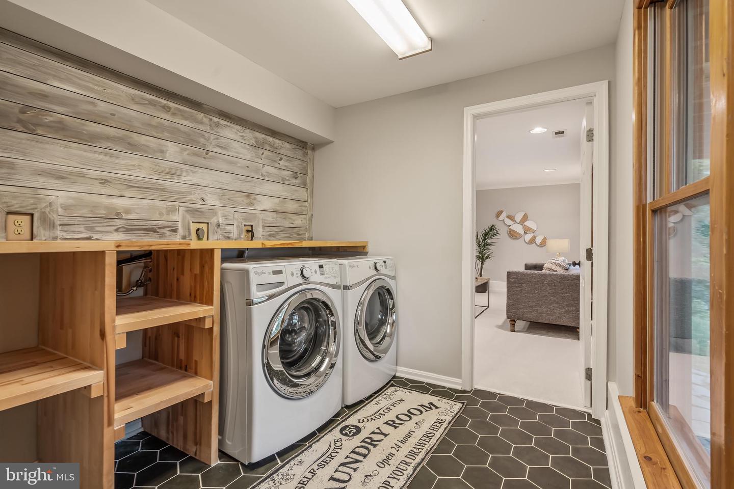 2906 RODGERS TER, HAYMARKET, Virginia 20169, 3 Bedrooms Bedrooms, ,3 BathroomsBathrooms,Residential,For sale,2906 RODGERS TER,VAPW2104622 MLS # VAPW2104622