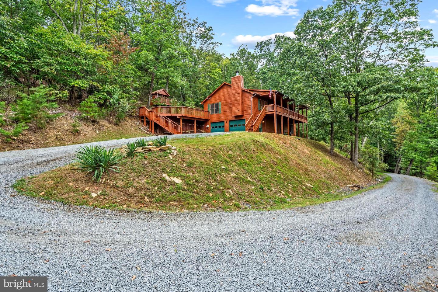 2906 RODGERS TER, HAYMARKET, Virginia 20169, 3 Bedrooms Bedrooms, ,3 BathroomsBathrooms,Residential,For sale,2906 RODGERS TER,VAPW2104622 MLS # VAPW2104622