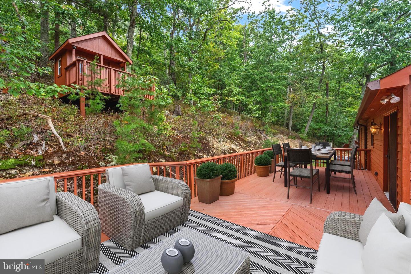 2906 RODGERS TER, HAYMARKET, Virginia 20169, 3 Bedrooms Bedrooms, ,3 BathroomsBathrooms,Residential,For sale,2906 RODGERS TER,VAPW2104622 MLS # VAPW2104622