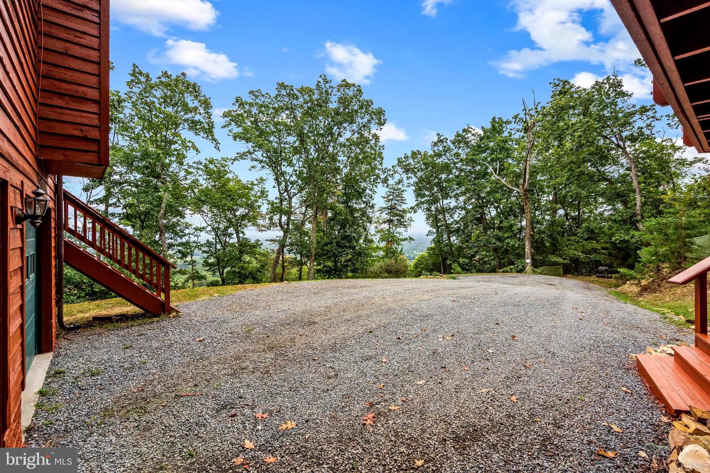 2906 RODGERS TER, HAYMARKET, Virginia 20169, 3 Bedrooms Bedrooms, ,3 BathroomsBathrooms,Residential,For sale,2906 RODGERS TER,VAPW2104622 MLS # VAPW2104622