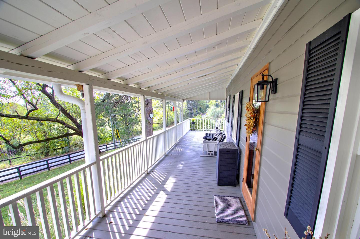 21539 OATLANDS RD, ALDIE, Virginia 20105, 4 Bedrooms Bedrooms, 7 Rooms Rooms,3 BathroomsBathrooms,Residential,For sale,21539 OATLANDS RD,VALO2107480 MLS # VALO2107480
