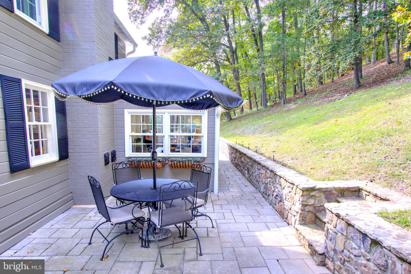 21539 OATLANDS RD, ALDIE, Virginia 20105, 4 Bedrooms Bedrooms, 7 Rooms Rooms,3 BathroomsBathrooms,Residential,For sale,21539 OATLANDS RD,VALO2107480 MLS # VALO2107480