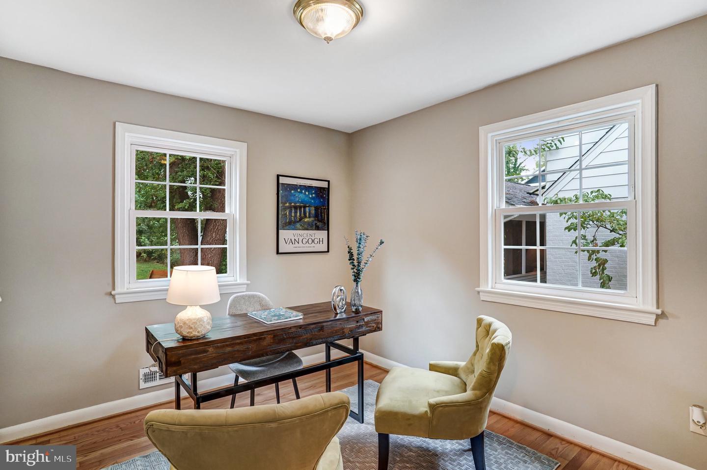 107 W CAMERON RD, FALLS CHURCH, Virginia 22046, 4 Bedrooms Bedrooms, 9 Rooms Rooms,2 BathroomsBathrooms,Residential,For sale,107 W CAMERON RD,VAFA2003300 MLS # VAFA2003300