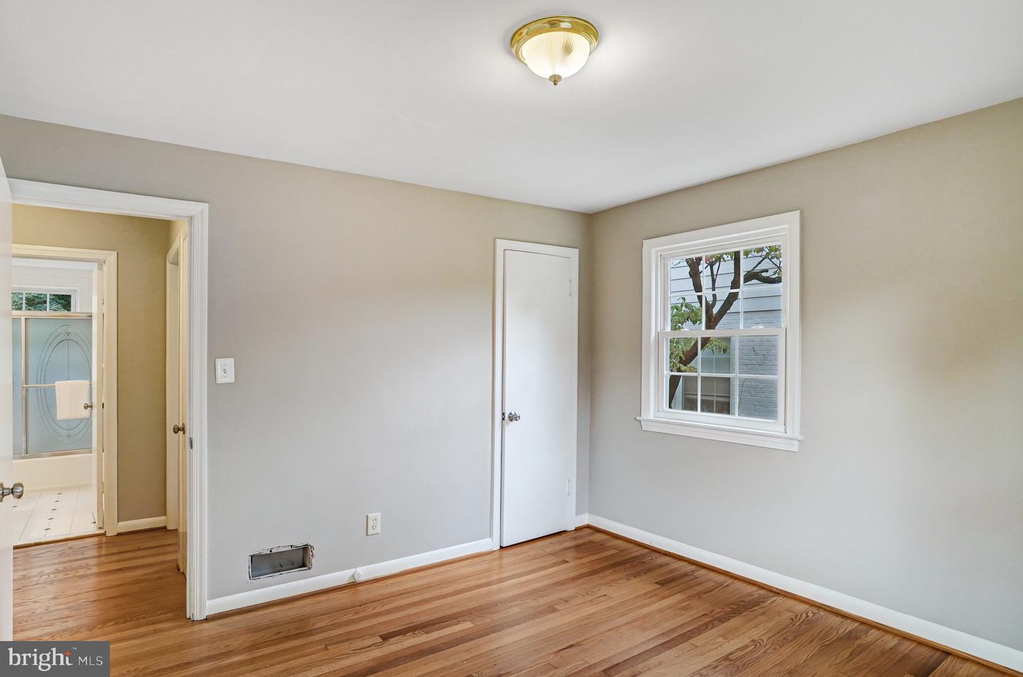 107 W CAMERON RD, FALLS CHURCH, Virginia 22046, 4 Bedrooms Bedrooms, 9 Rooms Rooms,2 BathroomsBathrooms,Residential,For sale,107 W CAMERON RD,VAFA2003300 MLS # VAFA2003300
