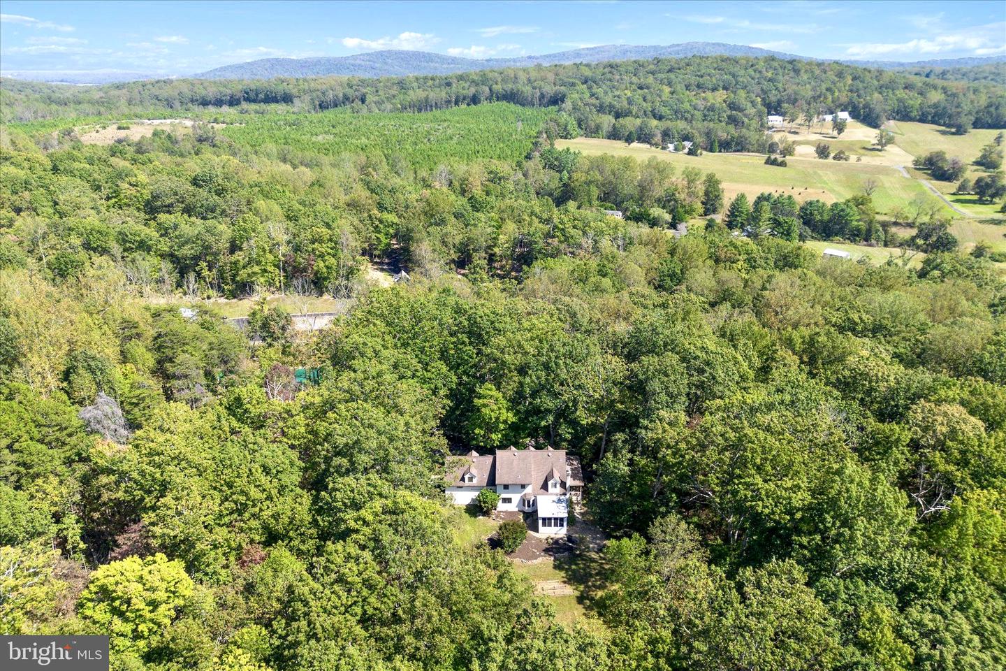 5876 FREE STATE RD, MARSHALL, Virginia 20115, 5 Bedrooms Bedrooms, ,3 BathroomsBathrooms,Residential,For sale,5876 FREE STATE RD,VAFQ2018418 MLS # VAFQ2018418