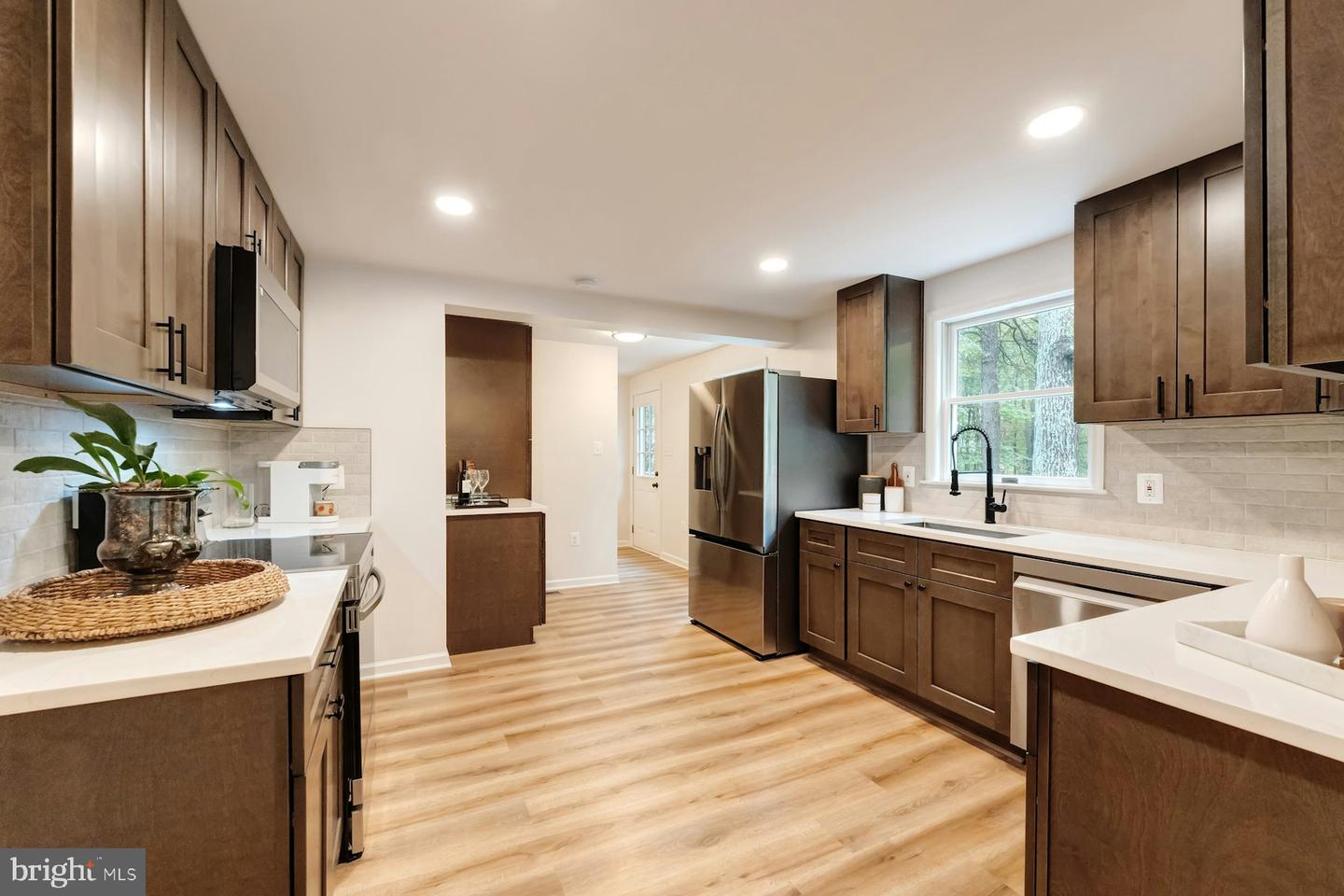 37740 LONG LN, LOVETTSVILLE, Virginia 20180, 4 Bedrooms Bedrooms, ,3 BathroomsBathrooms,Residential,For sale,37740 LONG LN,VALO2107512 MLS # VALO2107512