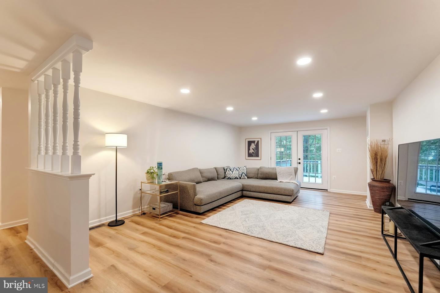 37740 LONG LN, LOVETTSVILLE, Virginia 20180, 4 Bedrooms Bedrooms, ,3 BathroomsBathrooms,Residential,For sale,37740 LONG LN,VALO2107512 MLS # VALO2107512