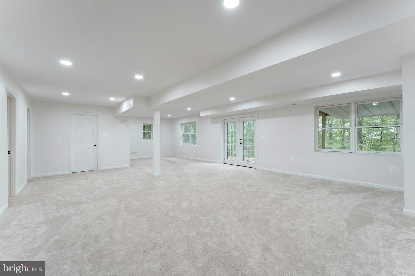 37740 LONG LN, LOVETTSVILLE, Virginia 20180, 4 Bedrooms Bedrooms, ,3 BathroomsBathrooms,Residential,For sale,37740 LONG LN,VALO2107512 MLS # VALO2107512
