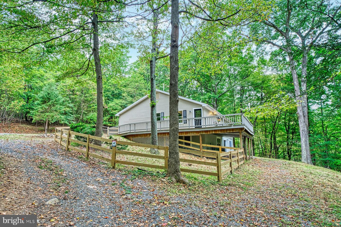 37740 LONG LN, LOVETTSVILLE, Virginia 20180, 4 Bedrooms Bedrooms, ,3 BathroomsBathrooms,Residential,For sale,37740 LONG LN,VALO2107512 MLS # VALO2107512