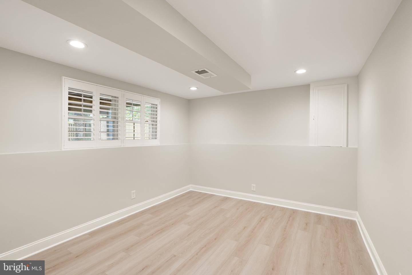 13987 CABELLS MILL DR, CENTREVILLE, Virginia 20120, 4 Bedrooms Bedrooms, ,2 BathroomsBathrooms,Residential,For sale,13987 CABELLS MILL DR,VAFX2269068 MLS # VAFX2269068