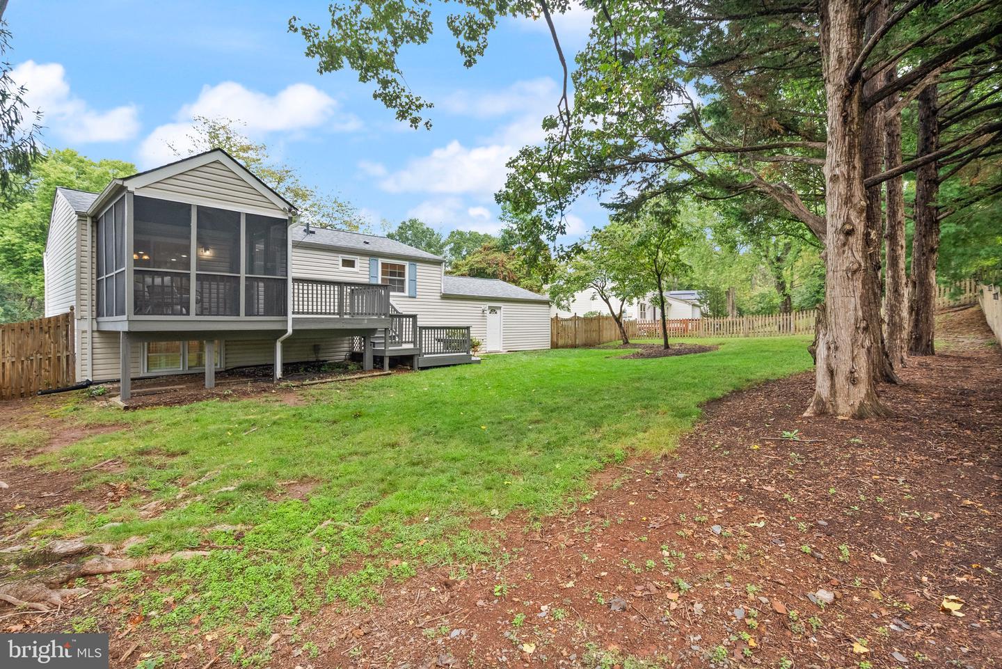 13987 CABELLS MILL DR, CENTREVILLE, Virginia 20120, 4 Bedrooms Bedrooms, ,2 BathroomsBathrooms,Residential,For sale,13987 CABELLS MILL DR,VAFX2269068 MLS # VAFX2269068