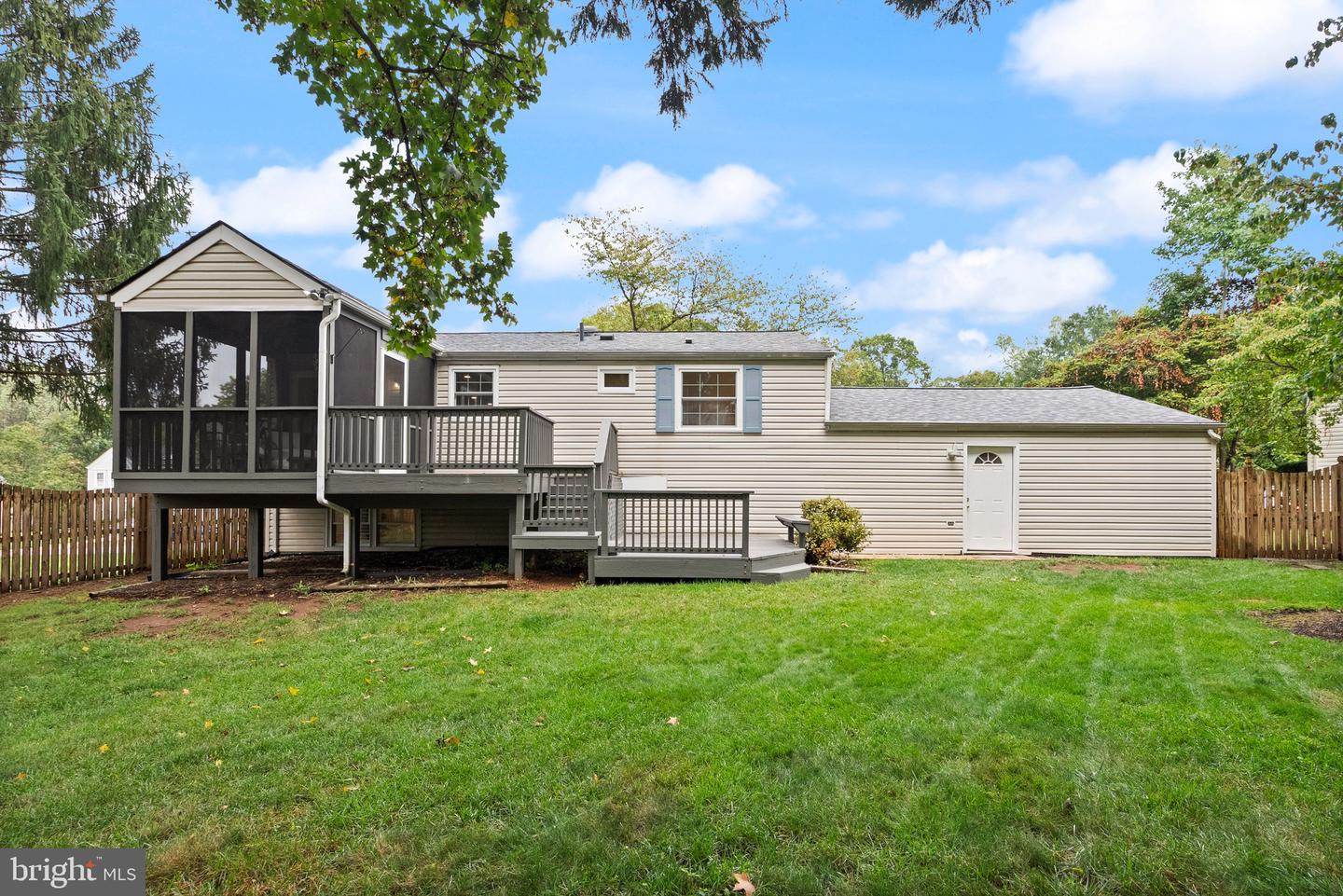 13987 CABELLS MILL DR, CENTREVILLE, Virginia 20120, 4 Bedrooms Bedrooms, ,2 BathroomsBathrooms,Residential,For sale,13987 CABELLS MILL DR,VAFX2269068 MLS # VAFX2269068
