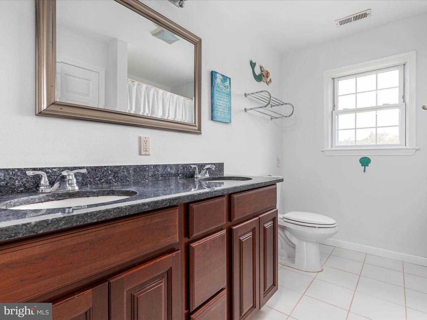 37770 SNICKERSVILLE TPKE, PURCELLVILLE, Virginia 20132, 4 Bedrooms Bedrooms, ,2 BathroomsBathrooms,Residential,For sale,37770 SNICKERSVILLE TPKE,VALO2107546 MLS # VALO2107546