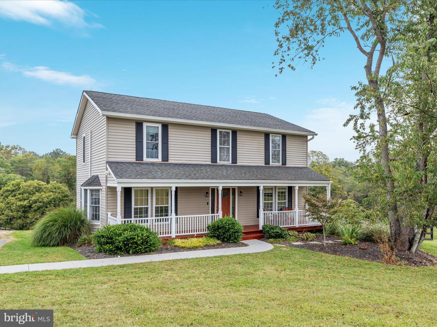 37770 SNICKERSVILLE TPKE, PURCELLVILLE, Virginia 20132, 4 Bedrooms Bedrooms, ,2 BathroomsBathrooms,Residential,For sale,37770 SNICKERSVILLE TPKE,VALO2107546 MLS # VALO2107546