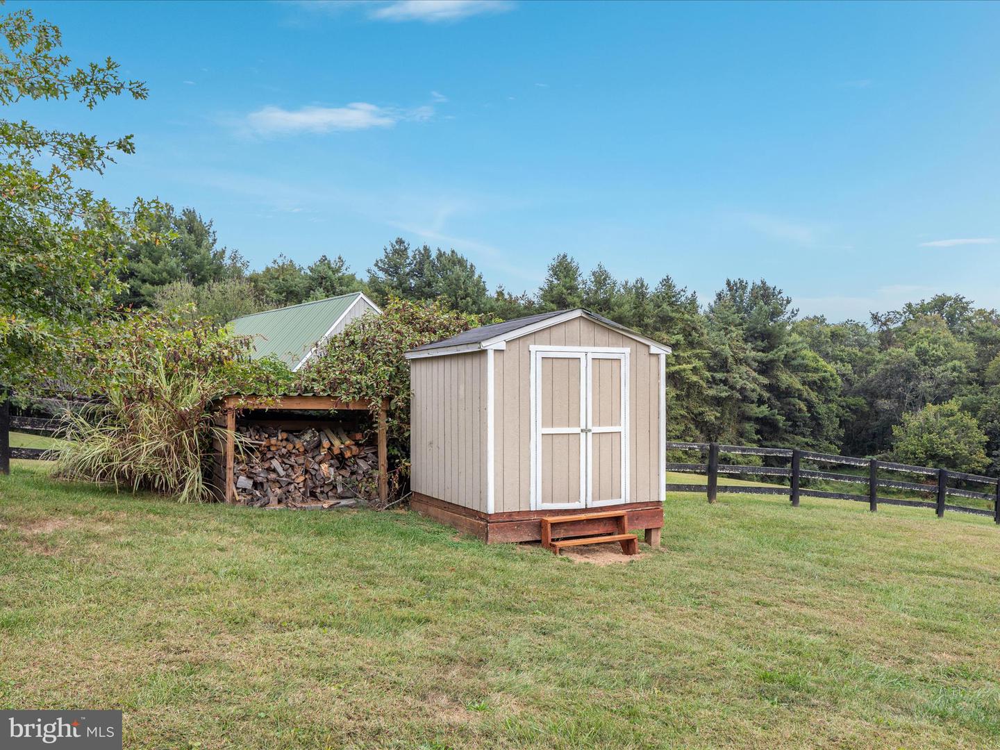 37770 SNICKERSVILLE TPKE, PURCELLVILLE, Virginia 20132, 4 Bedrooms Bedrooms, ,2 BathroomsBathrooms,Residential,For sale,37770 SNICKERSVILLE TPKE,VALO2107546 MLS # VALO2107546