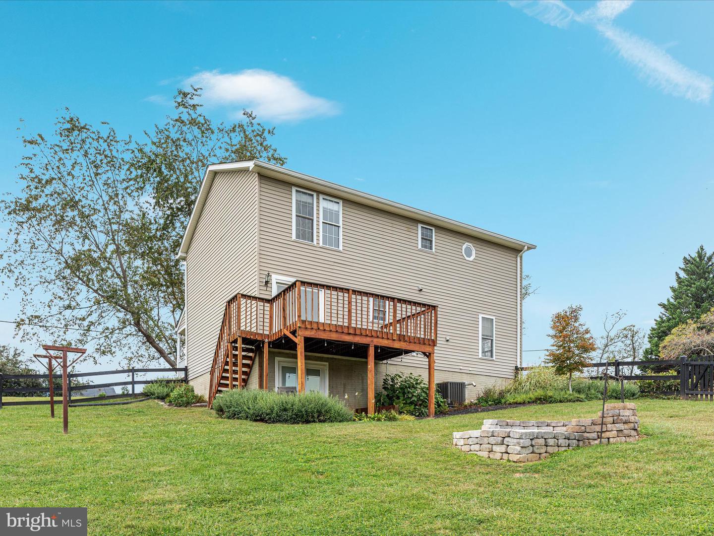 37770 SNICKERSVILLE TPKE, PURCELLVILLE, Virginia 20132, 4 Bedrooms Bedrooms, ,2 BathroomsBathrooms,Residential,For sale,37770 SNICKERSVILLE TPKE,VALO2107546 MLS # VALO2107546