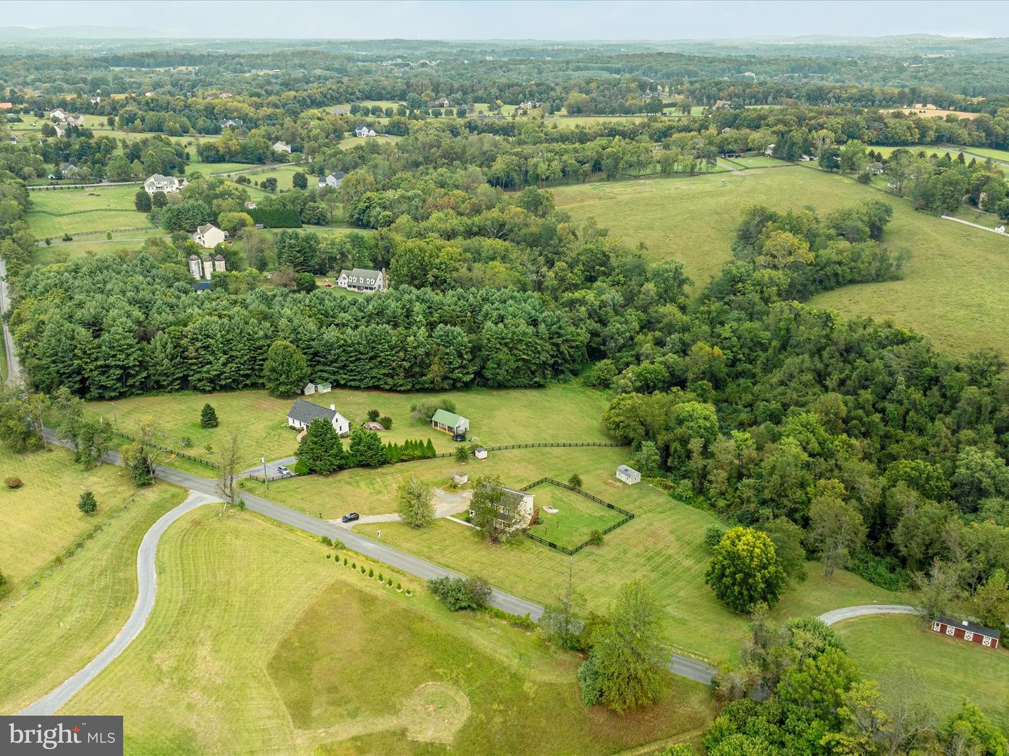 37770 SNICKERSVILLE TPKE, PURCELLVILLE, Virginia 20132, 4 Bedrooms Bedrooms, ,2 BathroomsBathrooms,Residential,For sale,37770 SNICKERSVILLE TPKE,VALO2107546 MLS # VALO2107546