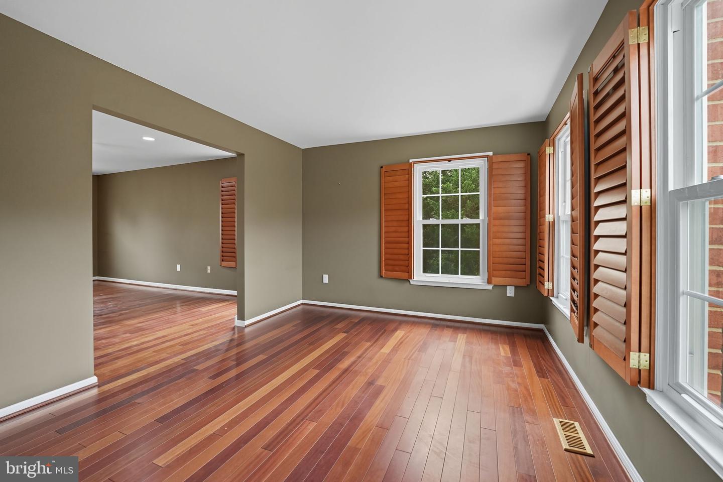 365 EUSTACE RD, STAFFORD, Virginia 22554, 5 Bedrooms Bedrooms, ,3 BathroomsBathrooms,Residential,For sale,365 EUSTACE RD,VAST2042906 MLS # VAST2042906