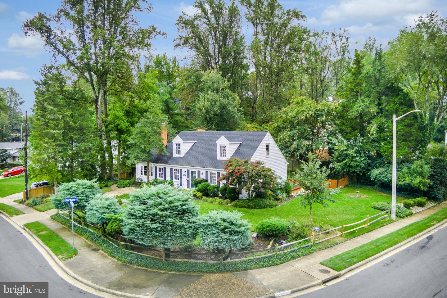 8611 CANTERBURY DR, ANNANDALE, Virginia 22003, 5 Bedrooms Bedrooms, ,3 BathroomsBathrooms,Residential,For sale,8611 CANTERBURY DR,VAFX2269112 MLS # VAFX2269112