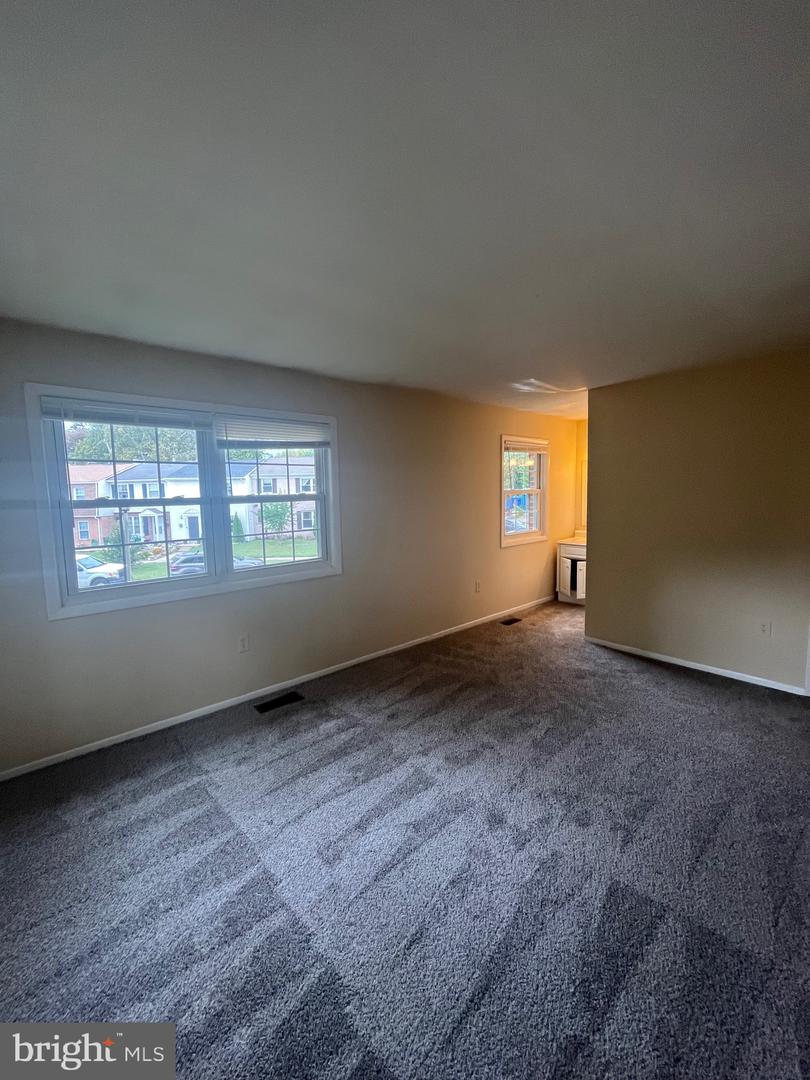 14733 HACKWOOD ST, WOODBRIDGE, Virginia 22191, 3 Bedrooms Bedrooms, ,2 BathroomsBathrooms,Residential,For sale,14733 HACKWOOD ST,VAPW2104700 MLS # VAPW2104700