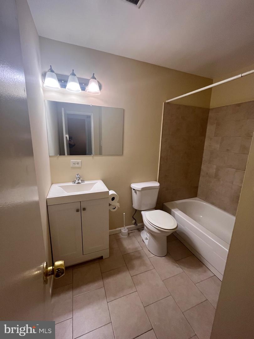 14733 HACKWOOD ST, WOODBRIDGE, Virginia 22191, 3 Bedrooms Bedrooms, ,2 BathroomsBathrooms,Residential,For sale,14733 HACKWOOD ST,VAPW2104700 MLS # VAPW2104700
