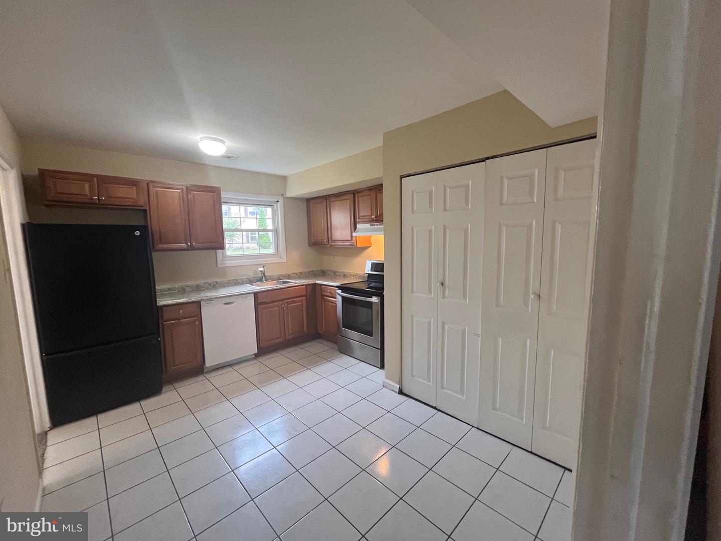 14733 HACKWOOD ST, WOODBRIDGE, Virginia 22191, 3 Bedrooms Bedrooms, ,2 BathroomsBathrooms,Residential,For sale,14733 HACKWOOD ST,VAPW2104700 MLS # VAPW2104700