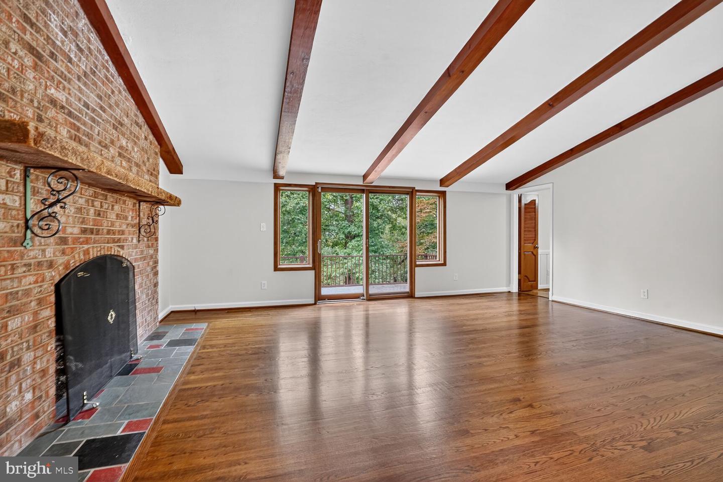 1305 GATEWOOD DR, ALEXANDRIA, Virginia 22307, 3 Bedrooms Bedrooms, ,3 BathroomsBathrooms,Residential,For sale,1305 GATEWOOD DR,VAFX2269238 MLS # VAFX2269238
