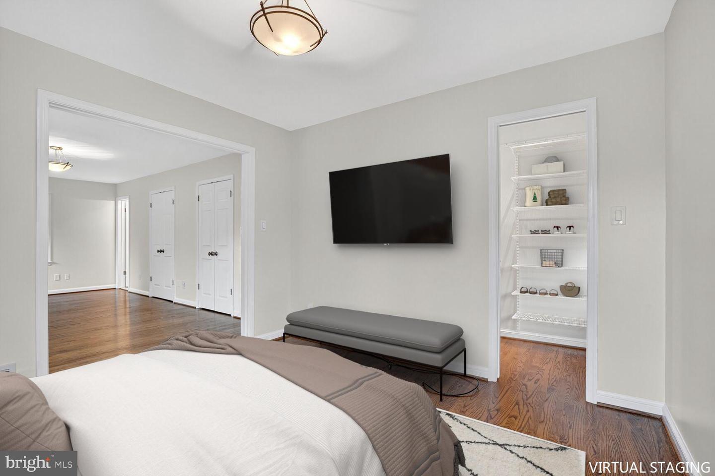 1305 GATEWOOD DR, ALEXANDRIA, Virginia 22307, 3 Bedrooms Bedrooms, ,3 BathroomsBathrooms,Residential,For sale,1305 GATEWOOD DR,VAFX2269238 MLS # VAFX2269238