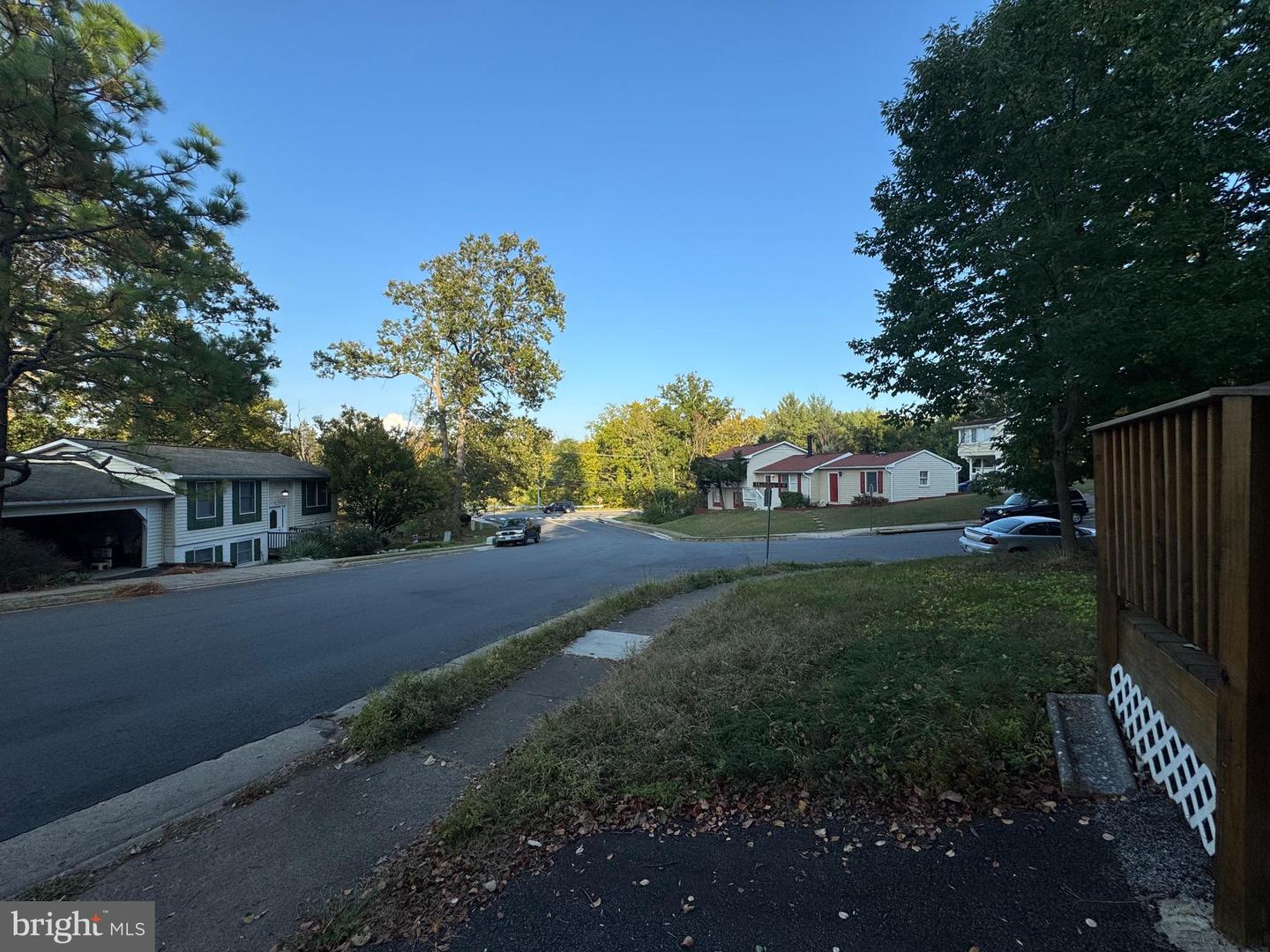 615 ROCKBRIDGE DR SE, LEESBURG, Virginia 20175, 5 Bedrooms Bedrooms, ,2 BathroomsBathrooms,Residential,For sale,615 ROCKBRIDGE DR SE,VALO2107612 MLS # VALO2107612