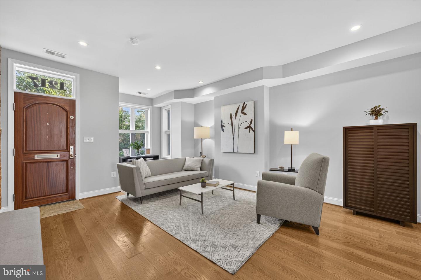 1217 I ST NE, WASHINGTON, District Of Columbia 20002, 3 Bedrooms Bedrooms, ,2 BathroomsBathrooms,Residential,For sale,1217 I ST NE,DCDC2224148 MLS # DCDC2224148