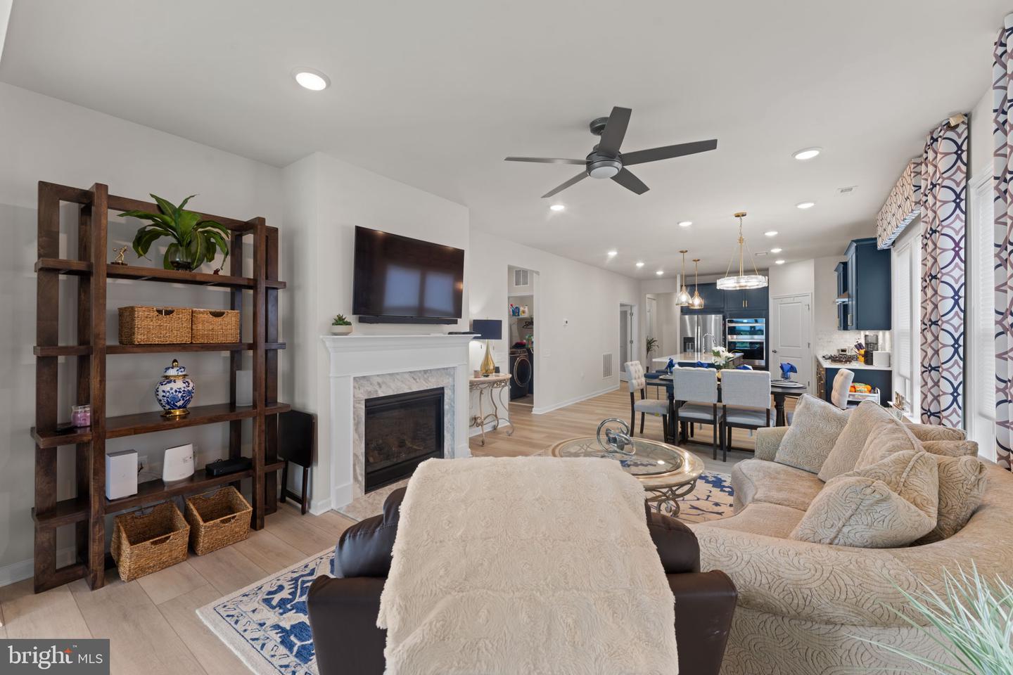 6411 TULIP TER, HAYMARKET, Virginia 20169, 3 Bedrooms Bedrooms, ,3 BathroomsBathrooms,Residential,For sale,6411 TULIP TER,VAPW2104738 MLS # VAPW2104738