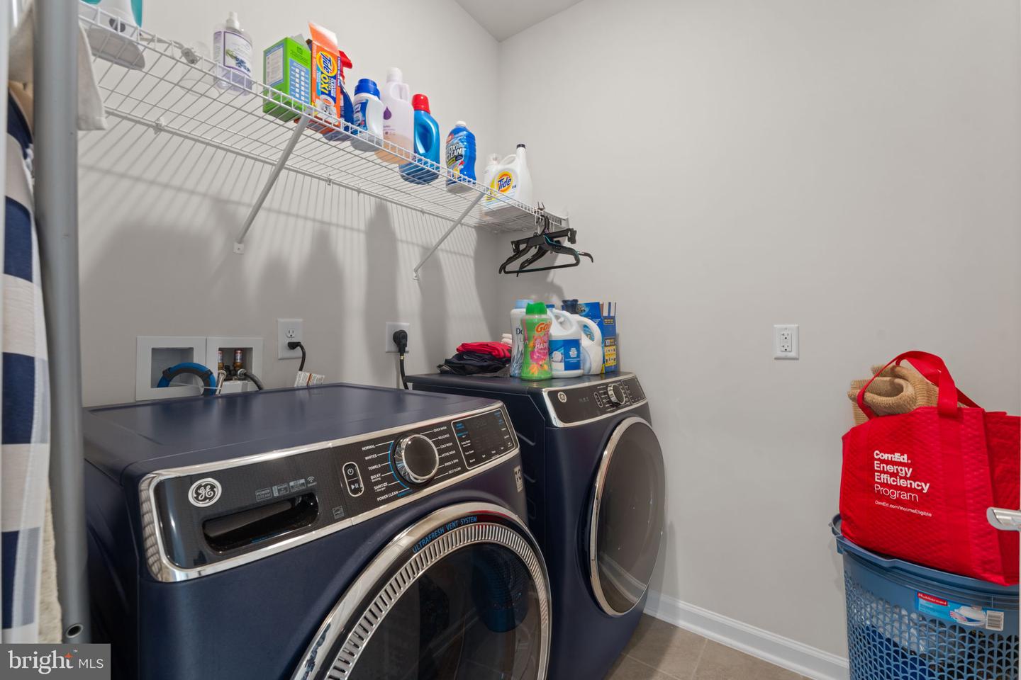 6411 TULIP TER, HAYMARKET, Virginia 20169, 3 Bedrooms Bedrooms, ,3 BathroomsBathrooms,Residential,For sale,6411 TULIP TER,VAPW2104738 MLS # VAPW2104738