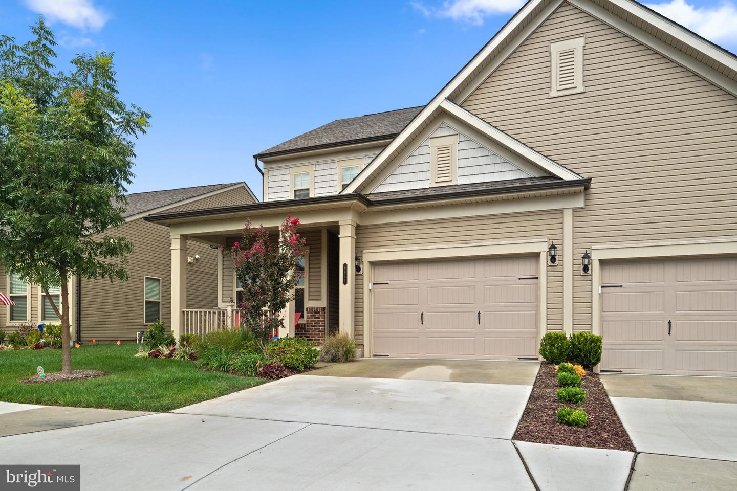 6411 TULIP TER, HAYMARKET, Virginia 20169, 3 Bedrooms Bedrooms, ,3 BathroomsBathrooms,Residential,For sale,6411 TULIP TER,VAPW2104738 MLS # VAPW2104738