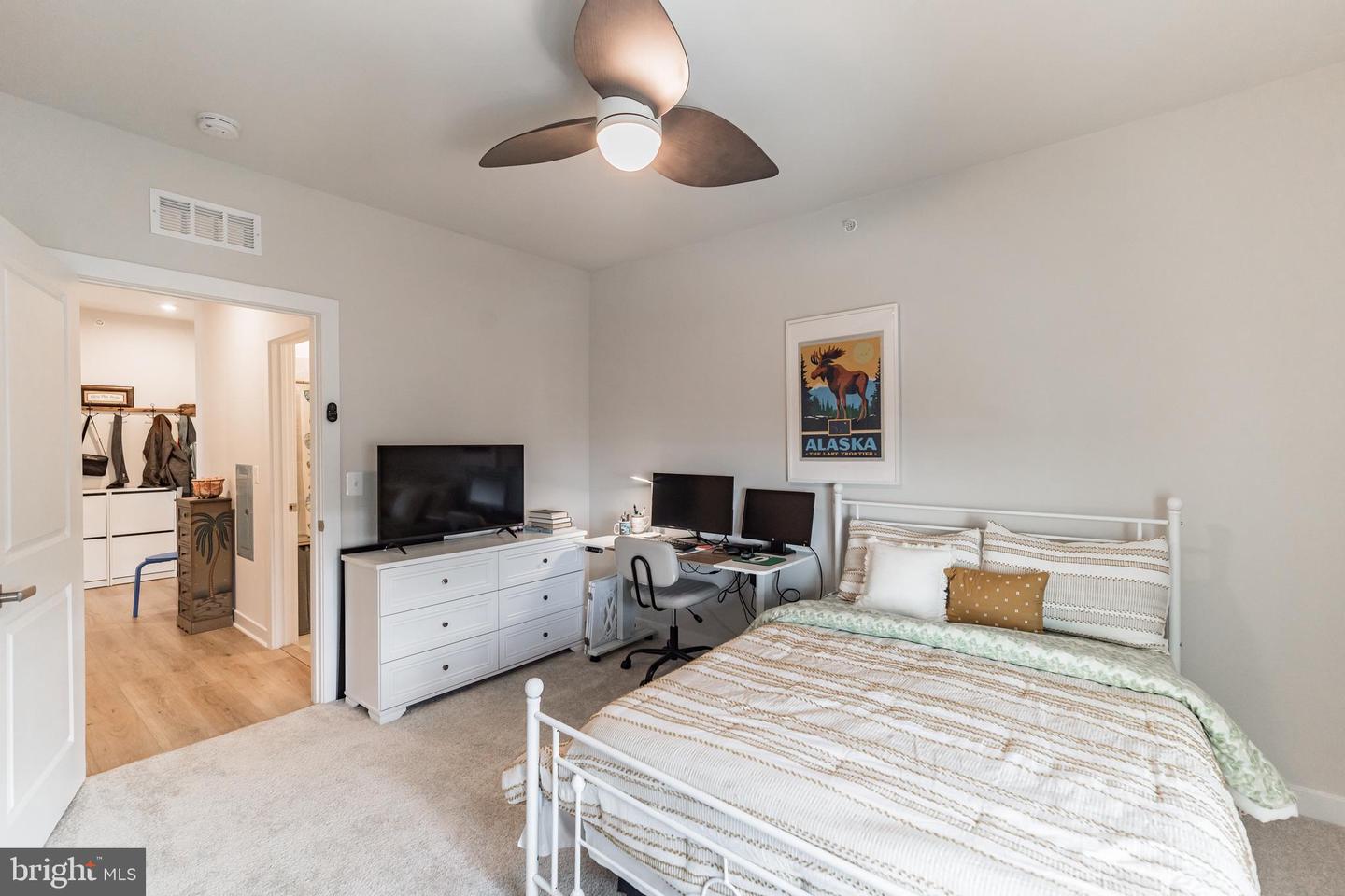 46294 MOUNT MILSTEAD TER #400, STERLING, Virginia 20164, 2 Bedrooms Bedrooms, ,2 BathroomsBathrooms,Residential,For sale,46294 MOUNT MILSTEAD TER #400,VALO2107644 MLS # VALO2107644