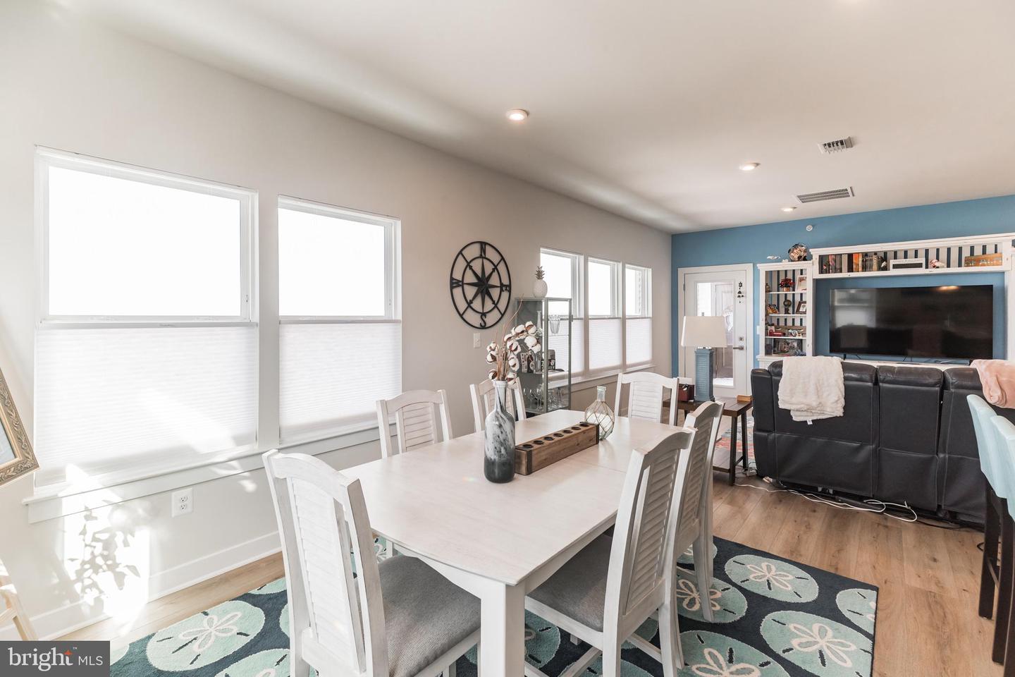46294 MOUNT MILSTEAD TER #400, STERLING, Virginia 20164, 2 Bedrooms Bedrooms, ,2 BathroomsBathrooms,Residential,For sale,46294 MOUNT MILSTEAD TER #400,VALO2107644 MLS # VALO2107644