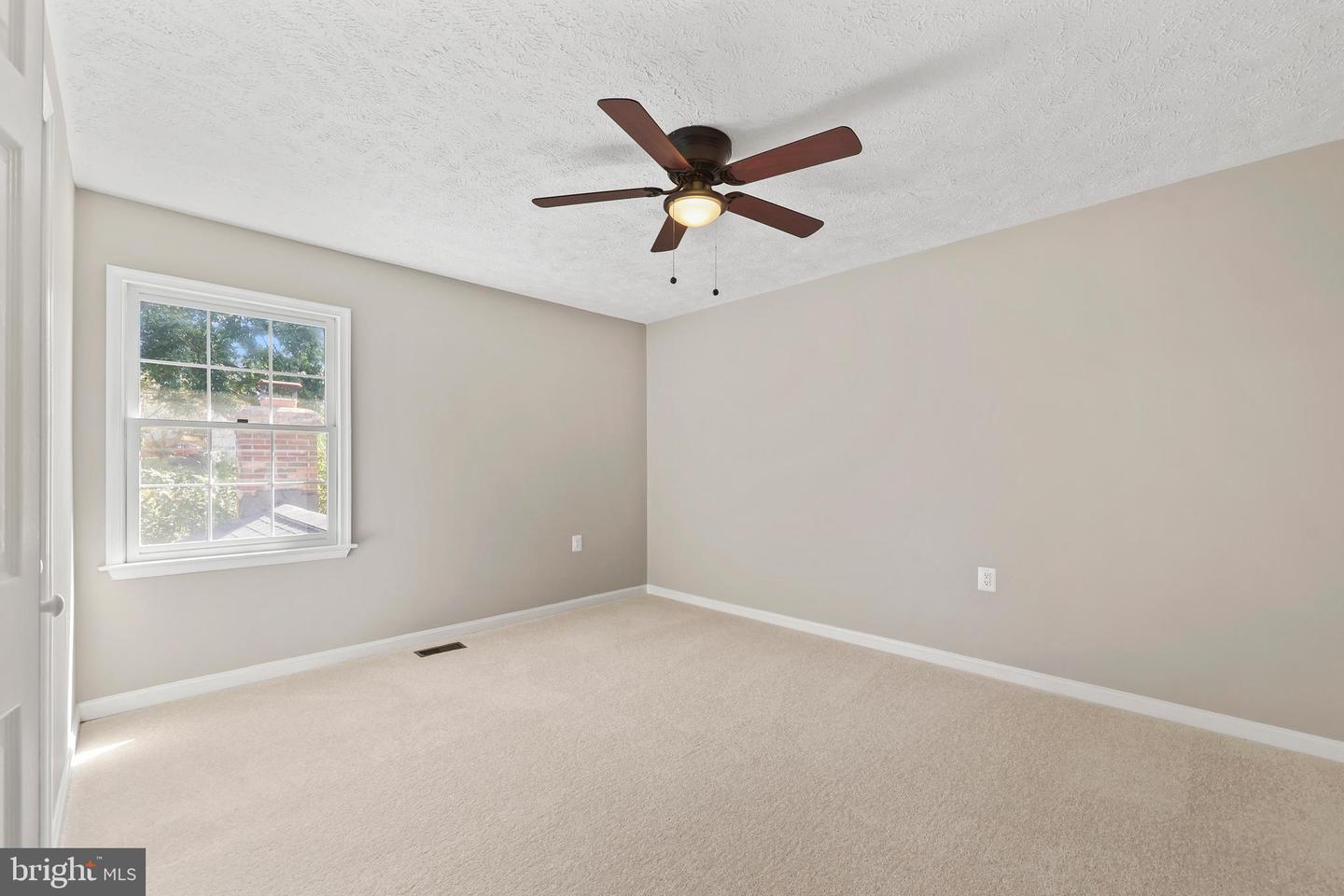 10413 LABRADOR LOOP, MANASSAS, Virginia 20112, 5 Bedrooms Bedrooms, ,3 BathroomsBathrooms,Residential,For sale,10413 LABRADOR LOOP,VAPW2104788 MLS # VAPW2104788