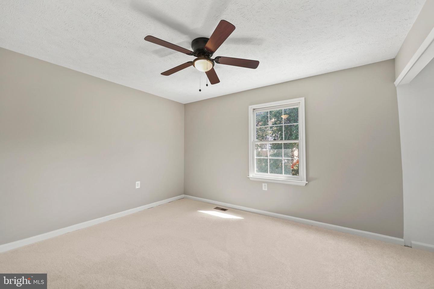 10413 LABRADOR LOOP, MANASSAS, Virginia 20112, 5 Bedrooms Bedrooms, ,3 BathroomsBathrooms,Residential,For sale,10413 LABRADOR LOOP,VAPW2104788 MLS # VAPW2104788