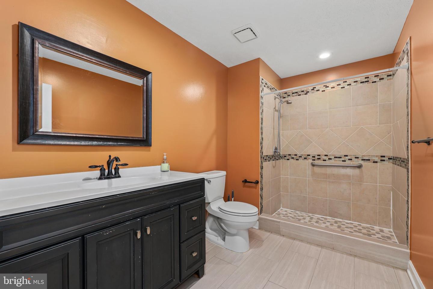 10413 LABRADOR LOOP, MANASSAS, Virginia 20112, 5 Bedrooms Bedrooms, ,3 BathroomsBathrooms,Residential,For sale,10413 LABRADOR LOOP,VAPW2104788 MLS # VAPW2104788