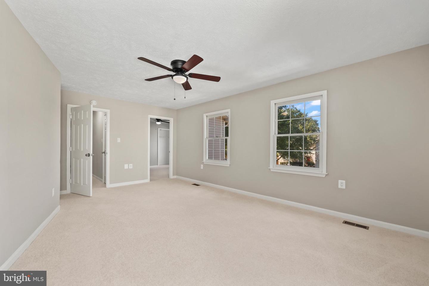 10413 LABRADOR LOOP, MANASSAS, Virginia 20112, 5 Bedrooms Bedrooms, ,3 BathroomsBathrooms,Residential,For sale,10413 LABRADOR LOOP,VAPW2104788 MLS # VAPW2104788
