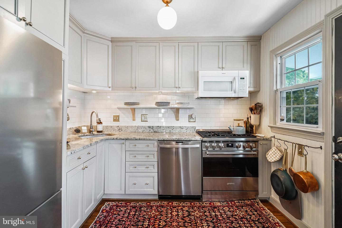 2903 BROOK DR, FALLS CHURCH, Virginia 22042, 3 Bedrooms Bedrooms, 12 Rooms Rooms,2 BathroomsBathrooms,Residential,For sale,2903 BROOK DR,VAFX2269414 MLS # VAFX2269414