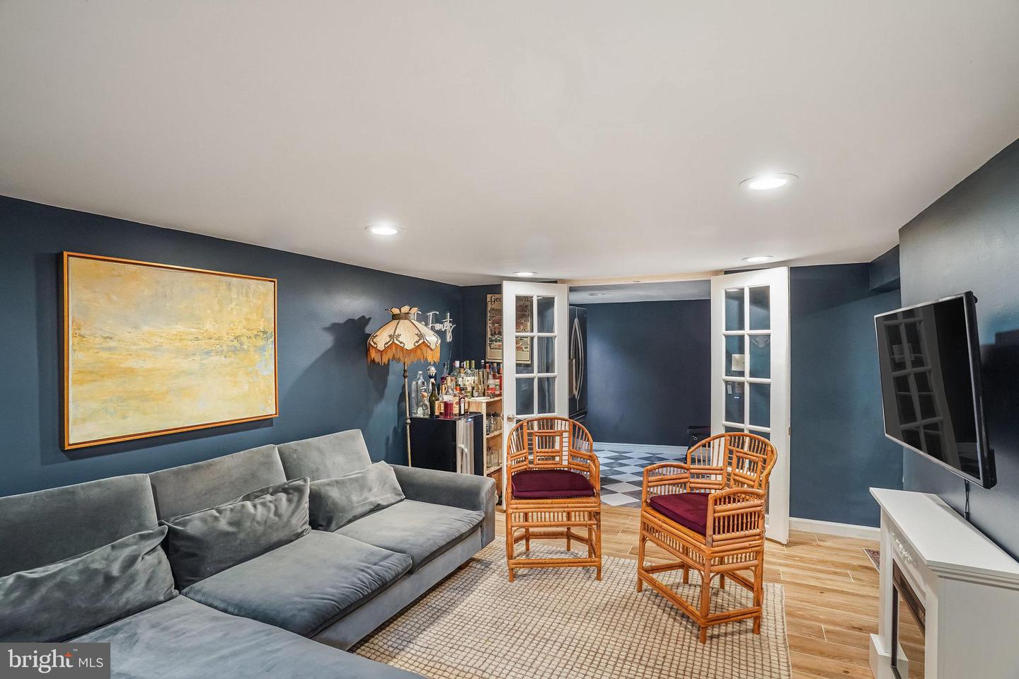 2903 BROOK DR, FALLS CHURCH, Virginia 22042, 3 Bedrooms Bedrooms, 12 Rooms Rooms,2 BathroomsBathrooms,Residential,For sale,2903 BROOK DR,VAFX2269414 MLS # VAFX2269414