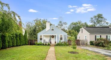 2903 BROOK DR, FALLS CHURCH, Virginia 22042, 3 Bedrooms Bedrooms, 12 Rooms Rooms,2 BathroomsBathrooms,Residential,For sale,2903 BROOK DR,VAFX2269414 MLS # VAFX2269414