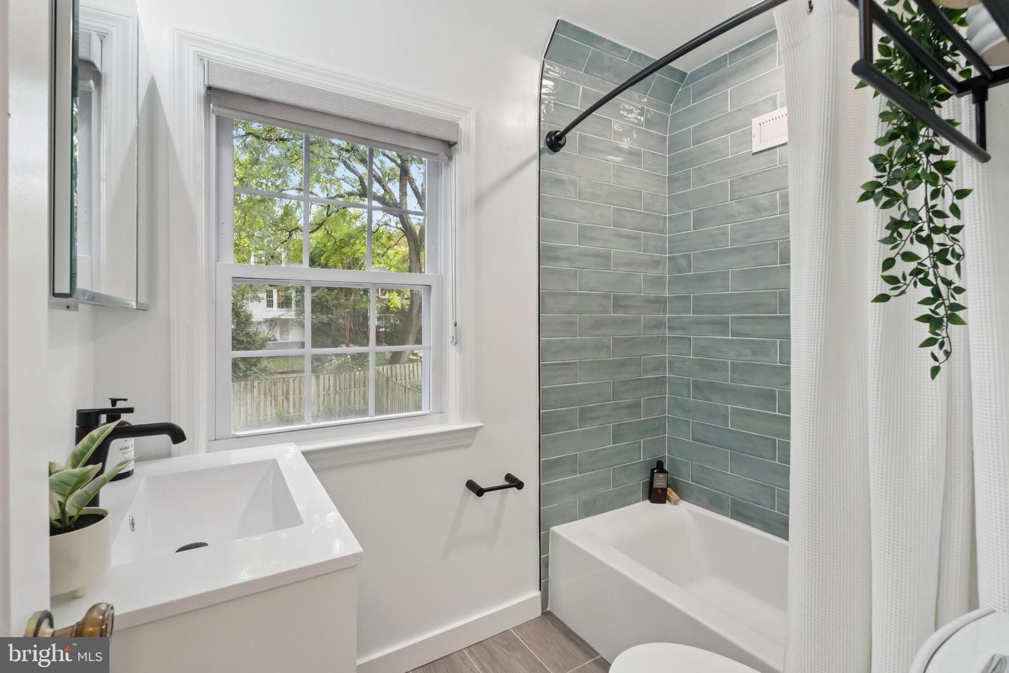 5865 NEBRASKA AVE NW, WASHINGTON, District Of Columbia 20015, 4 Bedrooms Bedrooms, ,3 BathroomsBathrooms,Residential,For sale,5865 NEBRASKA AVE NW,DCDC2224274 MLS # DCDC2224274