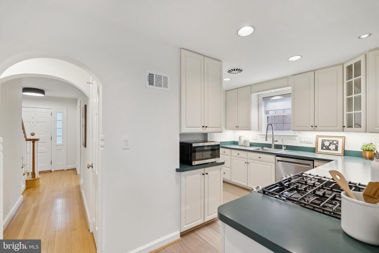 5865 NEBRASKA AVE NW, WASHINGTON, District Of Columbia 20015, 4 Bedrooms Bedrooms, ,3 BathroomsBathrooms,Residential,For sale,5865 NEBRASKA AVE NW,DCDC2224274 MLS # DCDC2224274