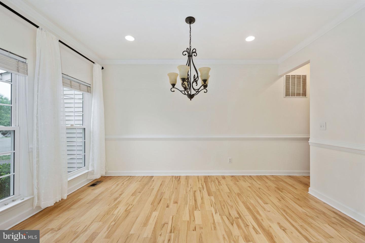 1 STURBRIDGE LN, STAFFORD, Virginia 22554, 6 Bedrooms Bedrooms, ,3 BathroomsBathrooms,Residential,For sale,1 STURBRIDGE LN,VAST2042962 MLS # VAST2042962