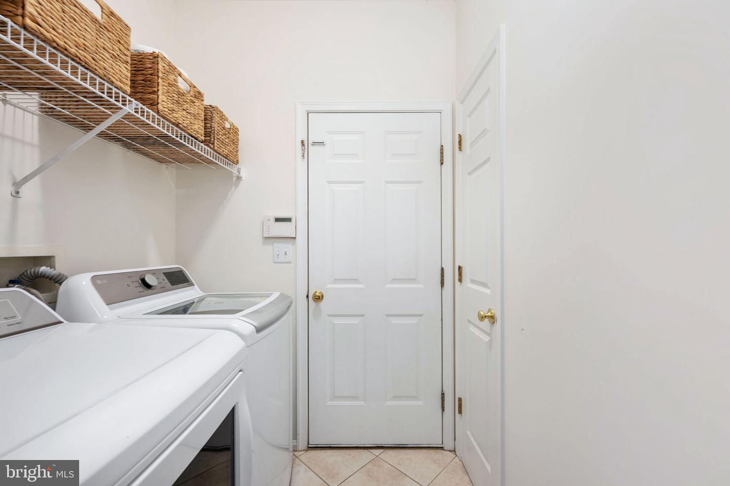 1 STURBRIDGE LN, STAFFORD, Virginia 22554, 6 Bedrooms Bedrooms, ,3 BathroomsBathrooms,Residential,For sale,1 STURBRIDGE LN,VAST2042962 MLS # VAST2042962