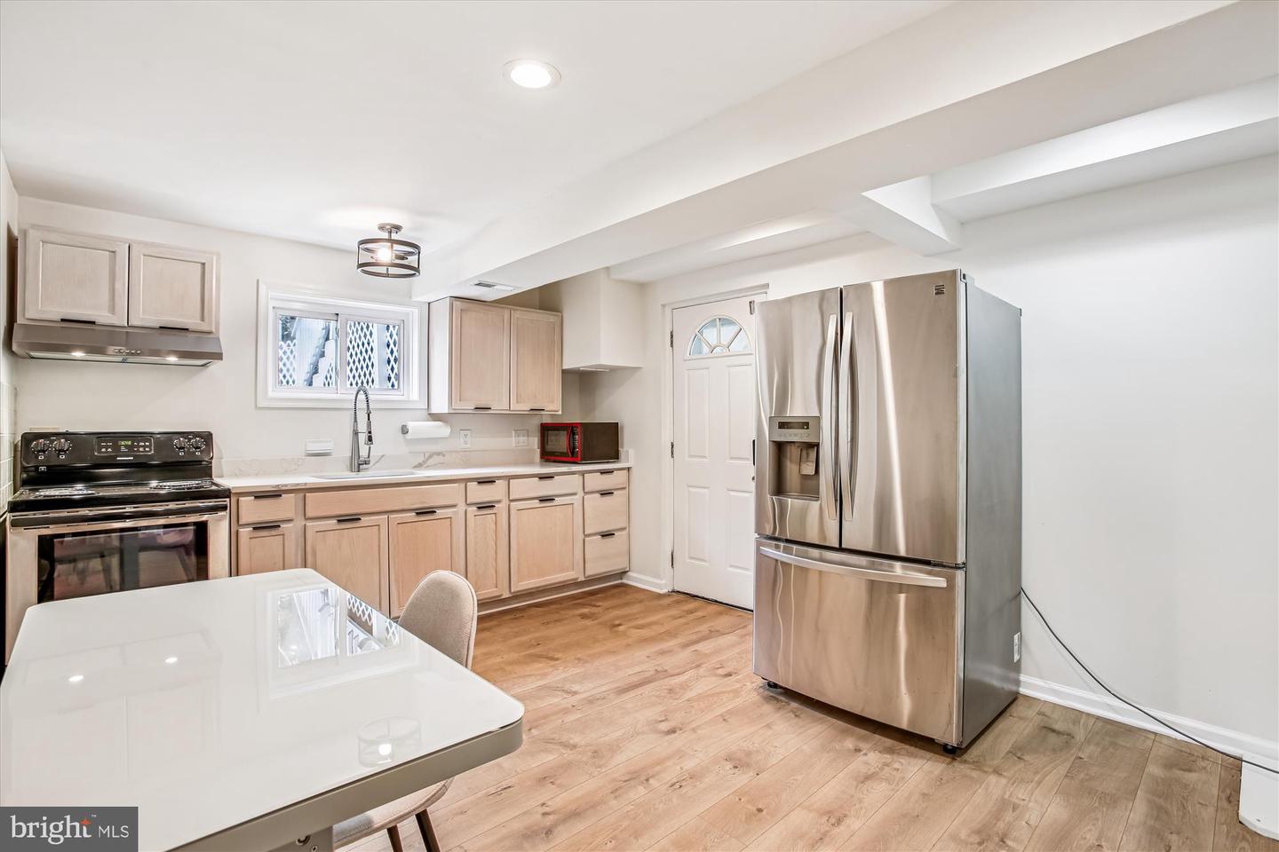 5808 ASH DR, SPRINGFIELD, Virginia 22150, 5 Bedrooms Bedrooms, ,3 BathroomsBathrooms,Residential,For sale,5808 ASH DR,VAFX2269276 MLS # VAFX2269276
