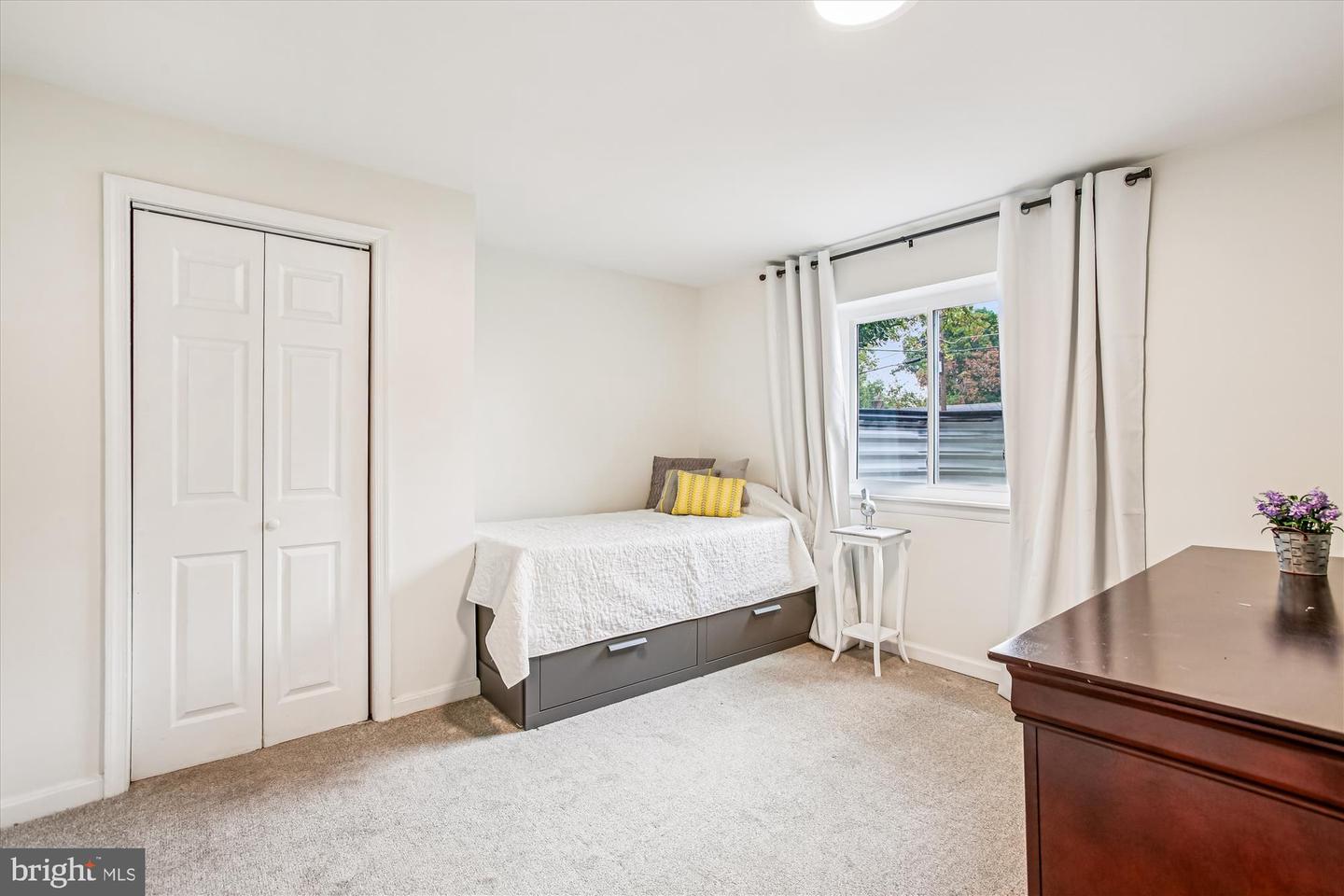 5808 ASH DR, SPRINGFIELD, Virginia 22150, 5 Bedrooms Bedrooms, ,3 BathroomsBathrooms,Residential,For sale,5808 ASH DR,VAFX2269276 MLS # VAFX2269276