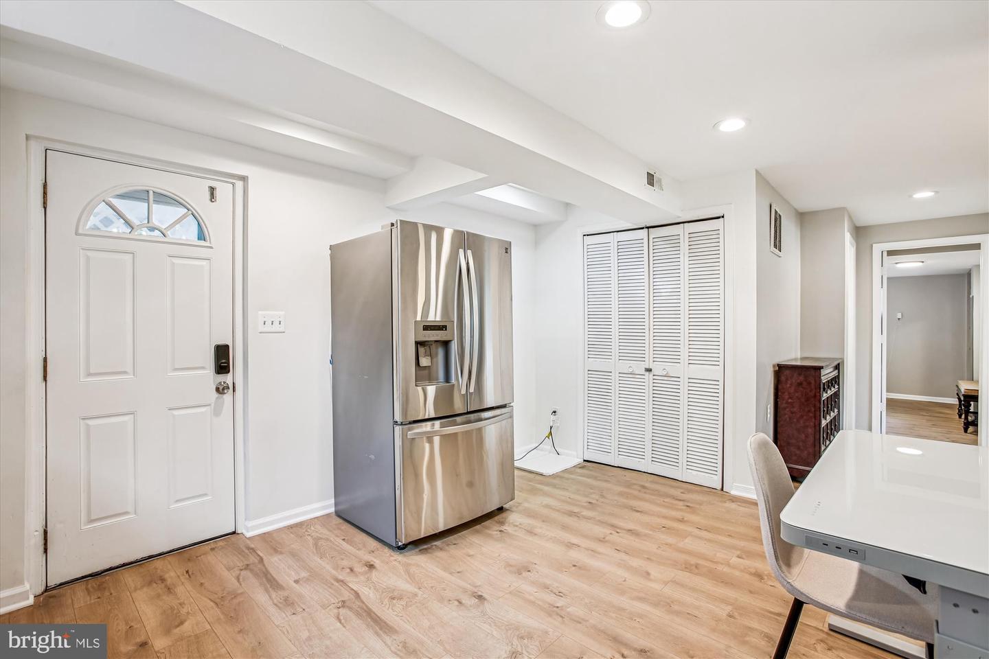 5808 ASH DR, SPRINGFIELD, Virginia 22150, 5 Bedrooms Bedrooms, ,3 BathroomsBathrooms,Residential,For sale,5808 ASH DR,VAFX2269276 MLS # VAFX2269276